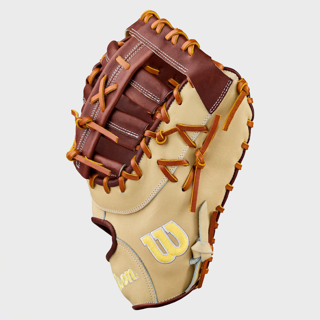 Wilson 2027 A2000 1673 13"First Base Mitt - Blonde/Walnut/Saddle Tan