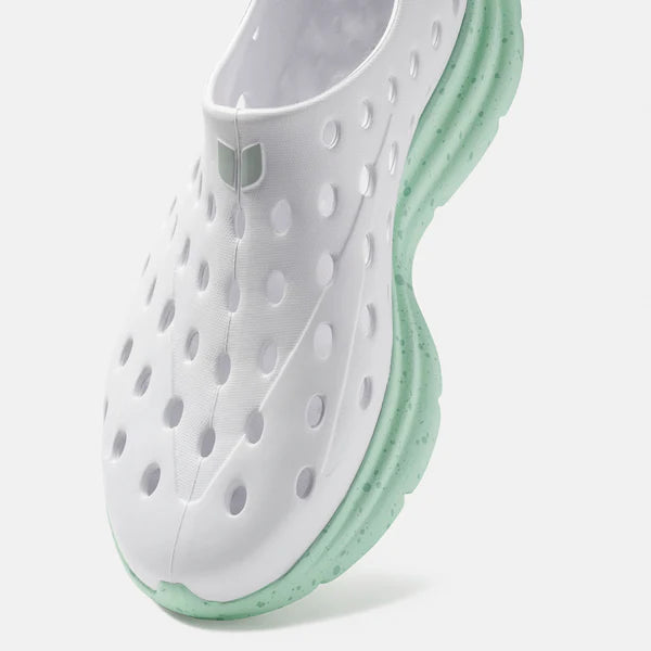 Kane Revive Active Recovery Shoe
