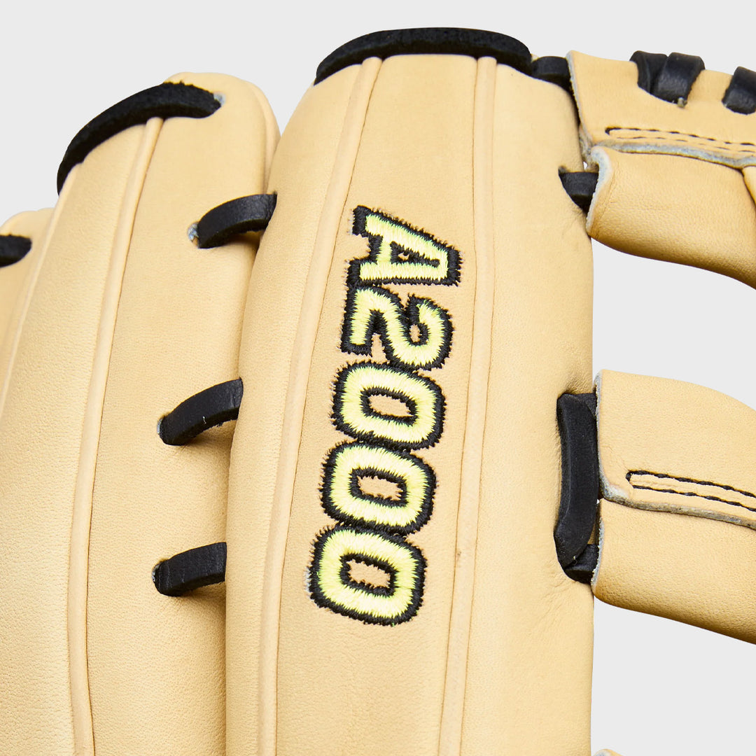 Wilson A2000 Classic 1777 12.75" Outfield Baseball Glove - Blonde/Black