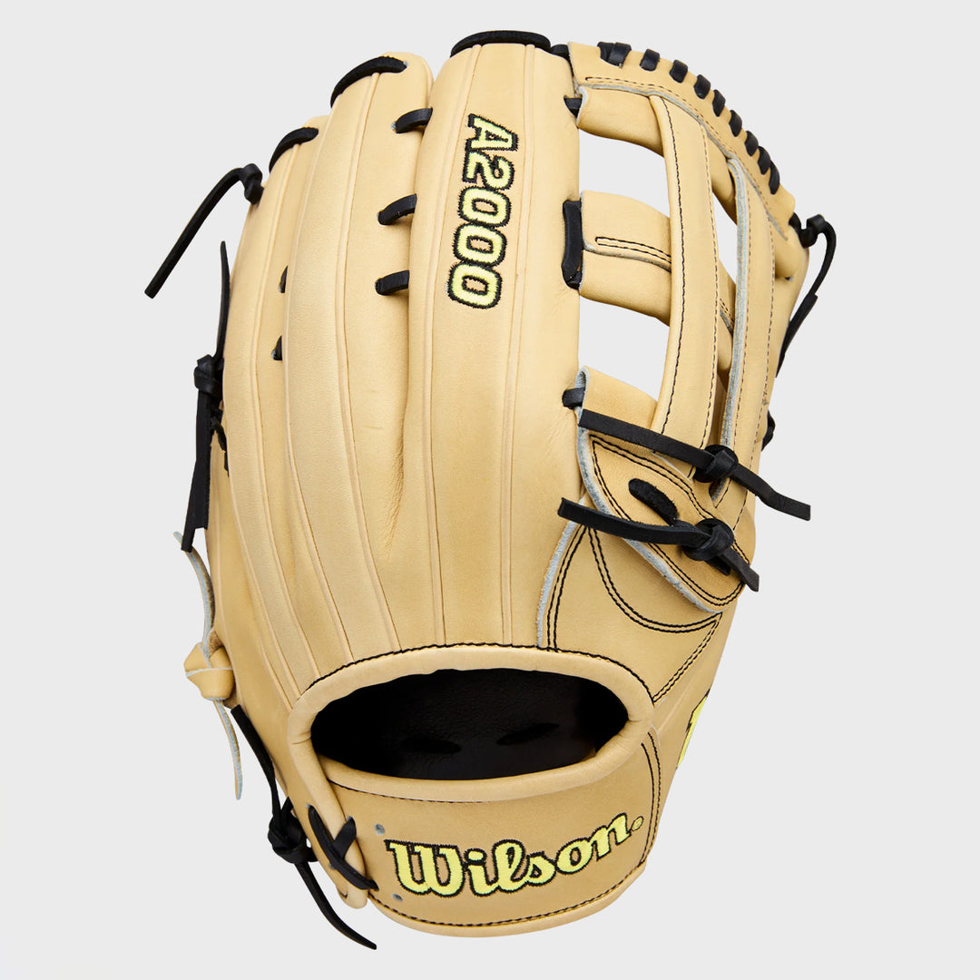 Wilson A2000 Classic 1777 12.75" Outfield Baseball Glove - Blonde/Black